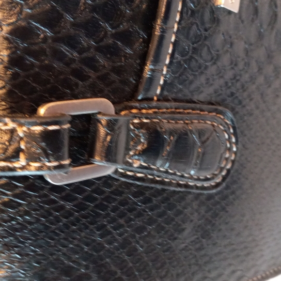 Handbag - Picture 3 of 16